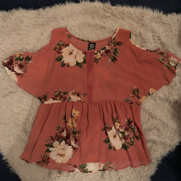Bobeau Blouse Size M - Picture 1 of 3